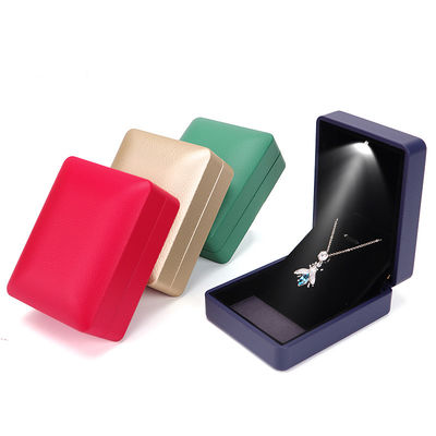 Custom Logo Dark Blue Hanhong Leather LED Jewelry Box с световым и шелковым экраном