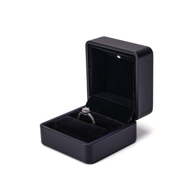 Hanhong Custom Ring Box с легким 6,5*6,5*4,5 см Размер Черная кожа и бархатный материал