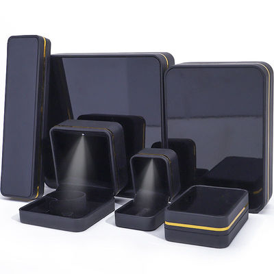 Купить Новейший стиль Custom Logo Velvet Jewelry Box for Earrings Браслеты и ожерелья online manufacture