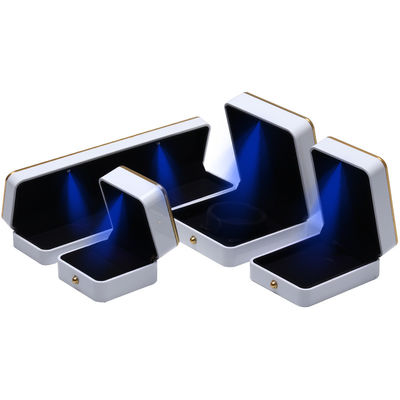 Коробка для ювелирных изделий на заказ, упаковка золотая, пластиковая ювелирная коробка с светодиодным освещением