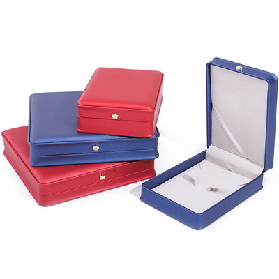 Четырёхугольник Ручная изготовление Hanhong Custom Logo Box Корона дизайн Роскошный PU Кожаная коробка Ожерелье Кольцо Коробка Ювелирные изделия