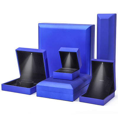 Купить Custom Logo Blue LED Jewelry Box for Necklace Bracelet and Earrings (Классный логотип Синий светодиодный ювелирный ящик для браслета и серьги) online manufacture