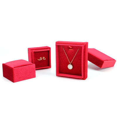 Логотип клиента Hanhong Velvet Jewelry Display Подарочная коробка для индивидуальных помолвок