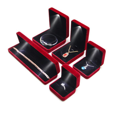 Hanhong Embossed Luxury LED Velvet Brown Jewelry Packaging Box Custom Ring Box with Light (Ханхунг Эмбосированный роскошный светодиодный бархатный коричневый ювелирный упаковочный ящик)