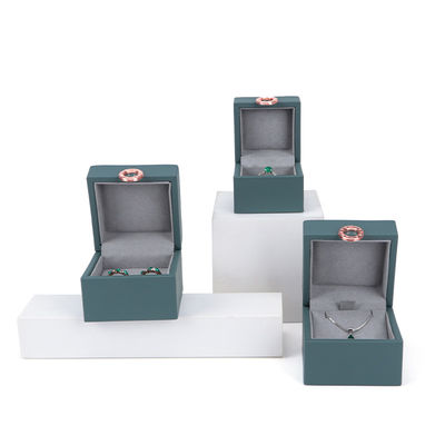 Ювелирный пакет Hanhong Four-Leaf Clover Luxury PU Leather Ring Box с индивидуальным логотипом
