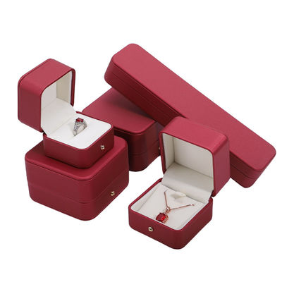 Hanhong Custom Red PU Leather Jewelry Packaging Box for Wedding Necklace Earrings Ring (Ханхунг) - специальная красная PU кожаная ювелирная коробка для брачных ожерельев и сережек