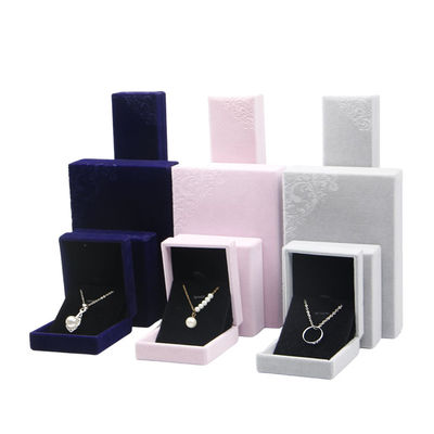 Вельветный материал Hanhong Custom Embossed Red Jewelry Box для ожерелья и кольца 6*6*4,6 см