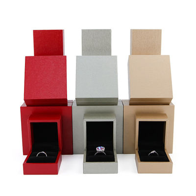 Настраиваемый размер Luxury Touch Cardboard Jewelry Packaging Box для браслета и кольца