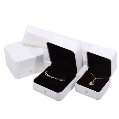 Белый PU Leather Jewelry Packaging Box for Wedding Necklace Earrings Ring 9.5*9.5*6 см.