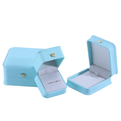 Ювелирные изделия в цвете циан с дизайном короны Hanhong Custom Logo Luxury PU Leather Suit Box