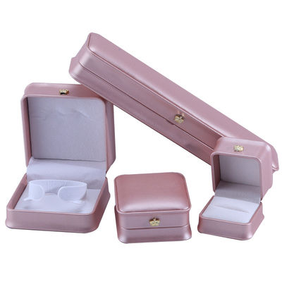 Luxury Gold Crown Design PU Leather Jewelry Package Box for Bracelet Necklace Ring (Люксовый золотой дизайн кожевенного ювелирного изделия)