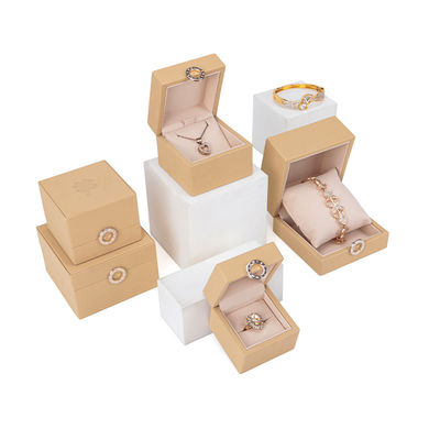 Custom Hot Stamping Logo Four-Leaf Clover PU Leather Jewelry Box для кольцов индивидуального размера