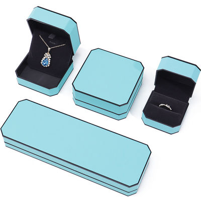Cyan Sleek Восьмиугольная фальшивая кожаная ювелирная коробка с черным орнаментом