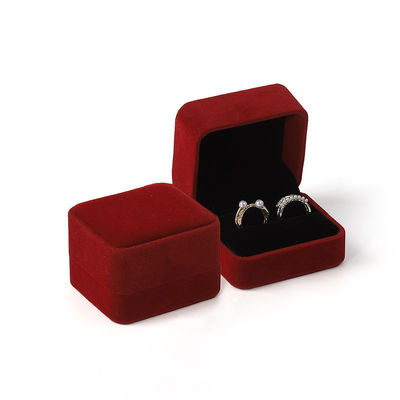 Красный свет зеленый бархат ювелирные украшения обручальное кольцо упаковка перевернуть ювелирные изделия