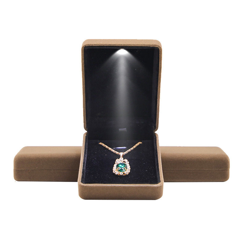 Hanhong Embossed Luxury LED Velvet Brown Jewelry Packaging Box Custom Ring Box with Light (Ханхунг Эмбосированный роскошный светодиодный бархатный коричневый ювелирный упаковочный ящик)