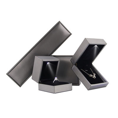 Ювелирный пакет для Hanhong Custom Logo Luxury faux leather silver LED box Свяжитесь с нами